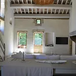 Uzes, Loft Dans Moulin Independant 18e Siecle En Bord De Riviere Piscine Privee 15x3 Uzès