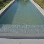 Nyaraló Uzes, Loft Dans Moulin Independant 18e Siecle En Bord De Riviere Piscine Privee 15x3 *