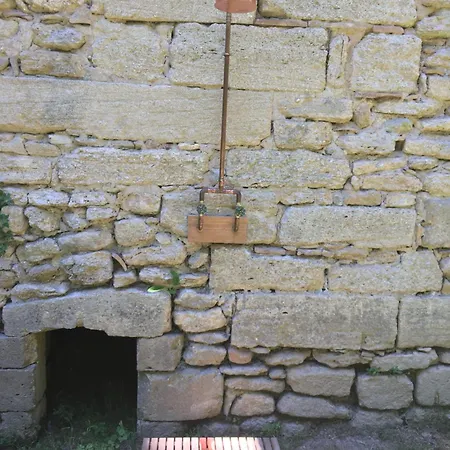 Ferienhaus Uzes, Loft Dans Moulin Independant 18e Siecle En Bord De Riviere Piscine Privee 15x3
